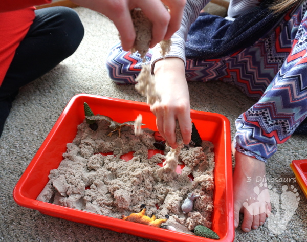Animals in Winter Sensory Bin - a fun sensory bin to explore animals tracks and the animals awake in winter. - 3Dinosaurs.com