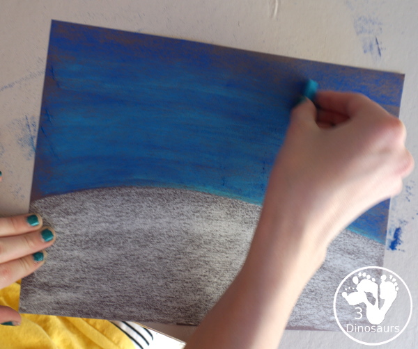 Polar Bear Pastel Chalk - a fun and simple to do a polar bear activity that is great for a winter polar animal theme - 3Dinosaurs.com