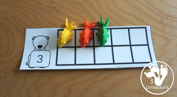 Free Polar Bear Themed Ten Frame Cards with numbers from 1 to 10 with two types of cards - shows ways to use one to one matching for numbers - 3Dinosaurs.com