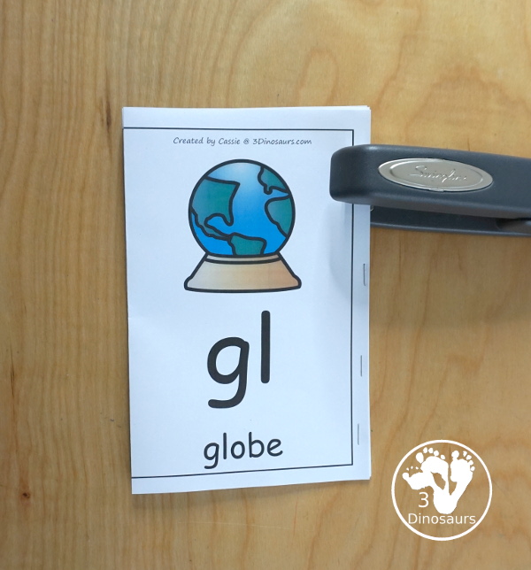 Free Blends Wall Cards: Beginning Sound Consonant Blends - with the blend, picture and matching word for the following blends bl, br, cl, cr, dr, fl, fr, gl, gr, pl, pr, sc, sk, sl, sm, sn, sp, st, sw, & tr - 3Dinosaurs.com