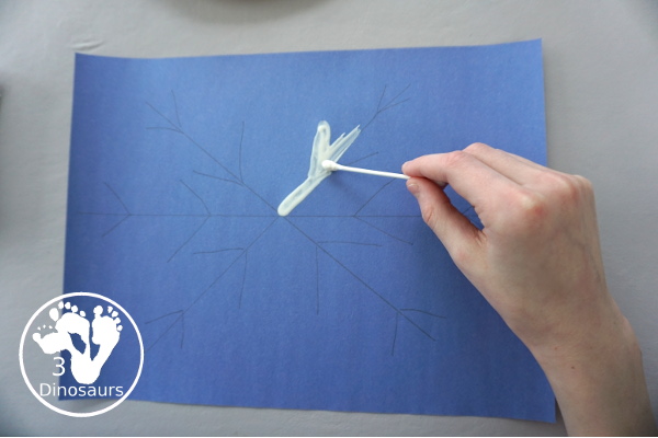 Q-Tip Snowflakes - a fun fine motor craft you can do to make a snowflake and do fine motor work at the same time - 3Dinosaurs.com