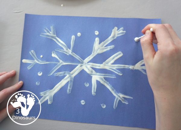 Q-Tip Snowflakes - a fun fine motor craft you can do to make a snowflake and do fine motor work at the same time - 3Dinosaurs.com