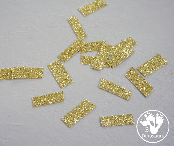 Lunar New Year Wreath Craft for kids - a simple paper plate wreath you can make with kids for the lunar new year and Chinese New year with a red lantern theme  - 3Dinosaurs.com