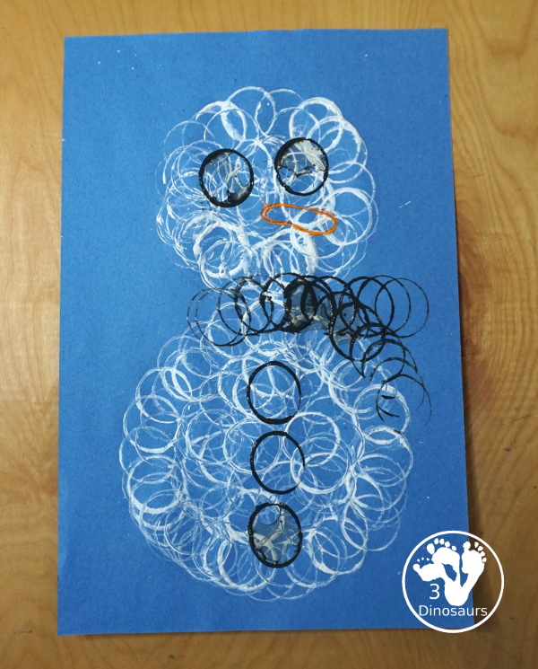 Paper Roll Snowman - a fun snowman made by painting with paper rolls. A simple winter craft that kids of different ages can do. It is simple to set up and do.