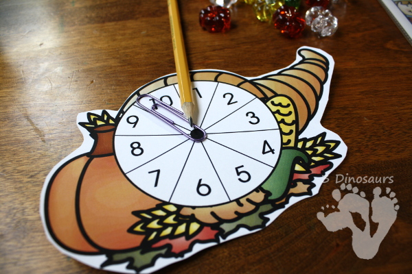 Free Thanksgiving Themed Addition & Subtraction Mats: adding or subtracting using numbers 1 to 10 - 3Dinosaurs.com