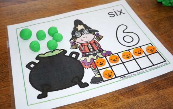 Halloween Number Set: Numbers 1 to 10 - easy reader books, hands-on activities, no-prep worksheets and more $ - 3Dinosaurs.com