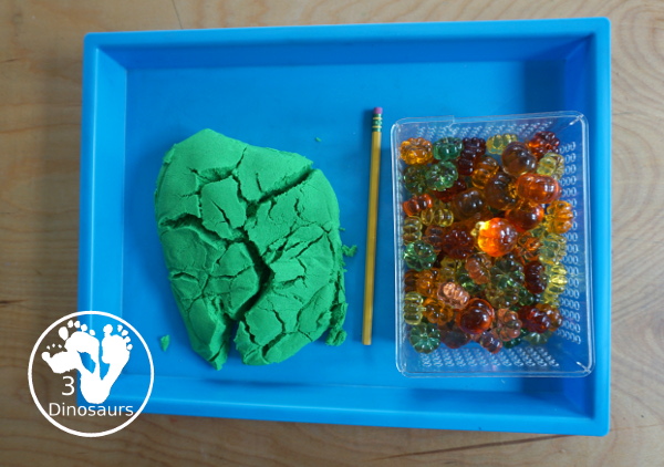 Pumpkin Patch Zen Garden - an easy calm down sensory activity for kids to do during the fall. - 3Dinosaurs.com