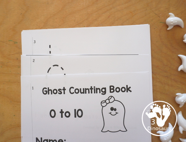 Free Ghost Counting Easy Reader Book Printable - with numbers 0 to 10 with counting different ghosts on each page. A great counting book for kids in prek and kindergarten for Halloween. - 3Dinosaurs.com