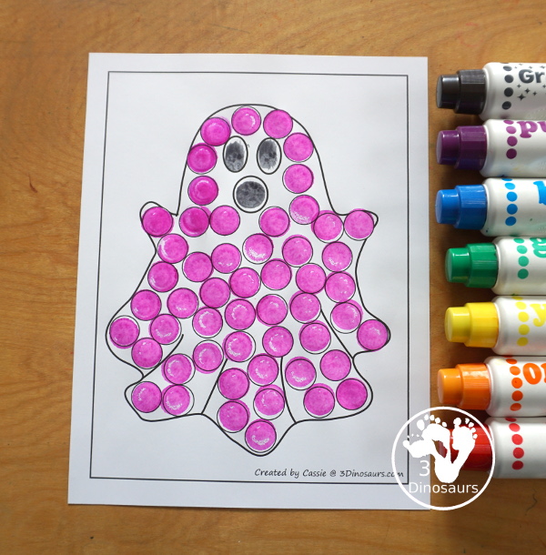 Free Ghost Fine Motor Mats For Kids with 3 different ghost fine motor mats. You have a ghost template page, a ghost tracing page, and a ghost dot marker page. A great fine motor activity for kids in preschool, prek and kindergarten. - 3Dinosaurs.com