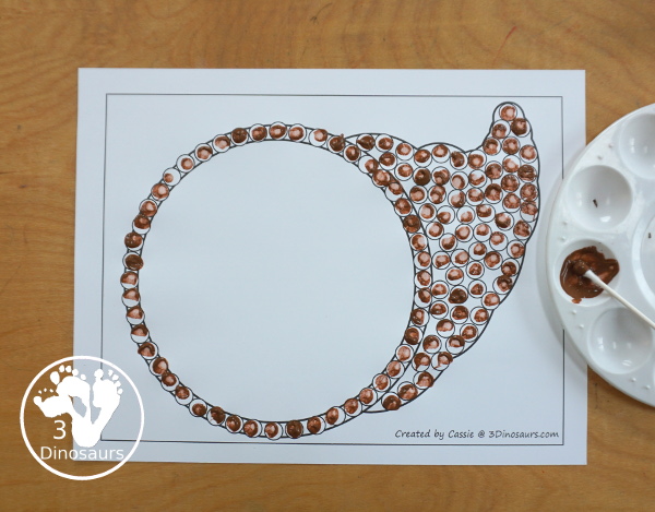 Free Cornucopia Fine Motor Mat Printables - you have five pages of printables with cornucopia templates, a cornucopia tracing page, a cornucopia dot marker page, and a cornucopia q-tip page. A fun Thanksgiving fine motor mat for kids. - 3Dinosaurs.com