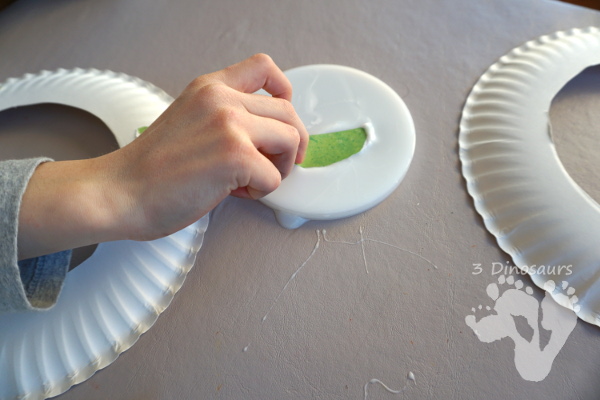 Torn Scrapbook Paper Holly Wreath - a simple and easy fine motor craft for kids to make at Christmas time - 3Dinosaurs.com