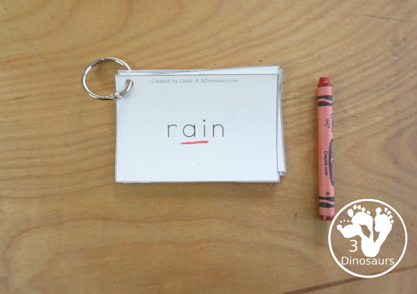 Free Vowel Team Matching Cards - You have two cards for each vowel team with a picture and then a matching word with the same vowel team as the card. This is a fun matching activity for older kids - 3Dinosaurs.com