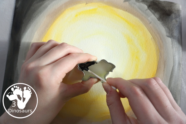 Nativity Painting with Cookie Cutters is a great nativity activity that you can do with kids. A great nativity scene that kids can make with watercolors, paint, and cookie cutters. - 3Dinosaurs.com