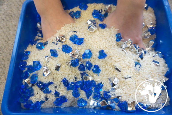 Hanukkah Blue & Silver Sensory Bin - a simple rice base sensory bin for Hanukkah with Blue and Silver that are Hanukkah colors. - 3Dinosaurs.com