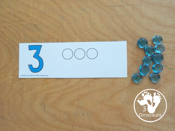 Free Number 1 to 1 Correspondence Printable has a number 1 to 1 correspondence book and a number 1 to 1 correspondence cards to use with kids working on counting. 3Dinosaurs.com