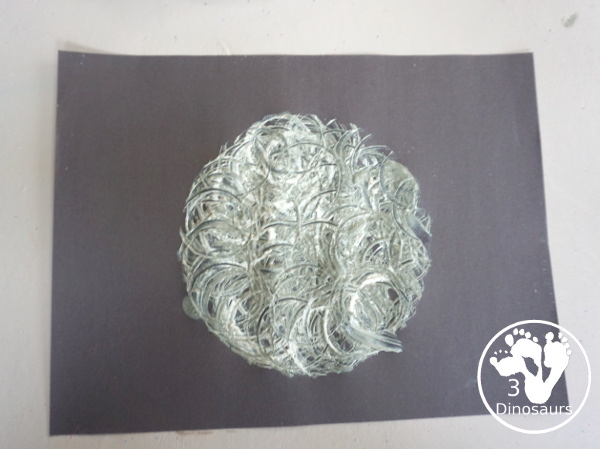 Paper Roll Painted Moon - a simple full moon painting that kids can make with paper roll. Super easy to make and loads of fun to display. - 3Dinosaurs.com