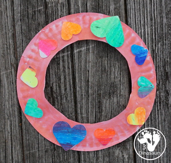 Valentines Heart Wreath - is a fun wreath you can make with color blending of oil pastels with a pink wreath and put the color blending hearts on the wreath. - 3Dinosaurs.com