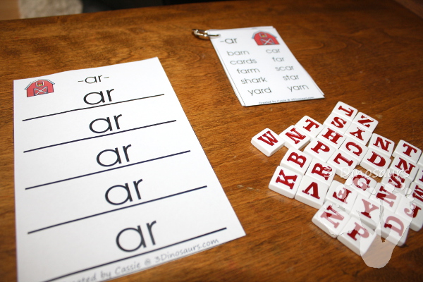 Free R-Controlled Vowel Word Ladders - 3Dinosaurs.com