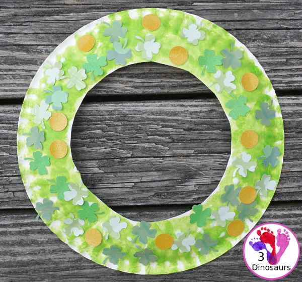 Four Leaf Clover Themed Wreath for St Patrick's Day - a fun wreath made with clovers and gold coins for St. Patrick's Day - 3Dinosaurs.com