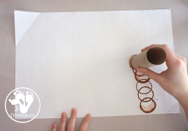 Paper Roll Truffula Tree Painting - this is a paper roll stamp painting truffula tree for the Dr Seuss's The Lorax - 3Dinosaurs.com