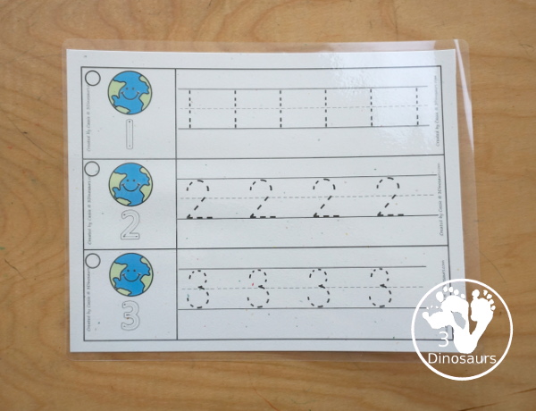Free Earth Number Tracing Strips - with numbers 0 to 20. You can tracing the numbers and an example of how to trace the numbers on the strips, plus an Earth on each tracing strip. - 3Dinosaurs.com