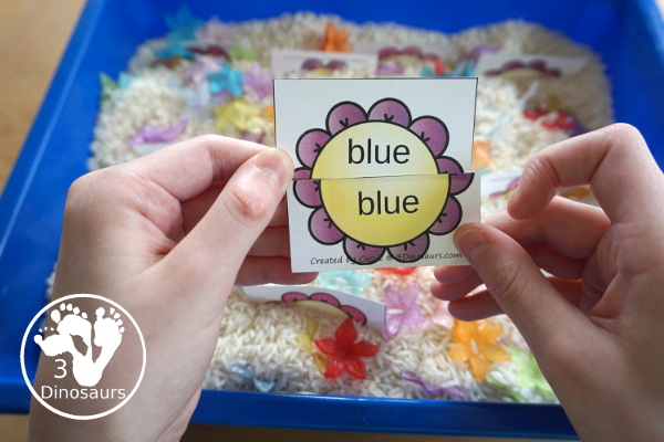 Free Spring Themed Flower Sight Word Matching Puzzles with 220 Sight Words - with two-piece matching puzzles for all 220 Dolch Sight words. A very fun way to work on sigh words - 3Dinosaurs.com