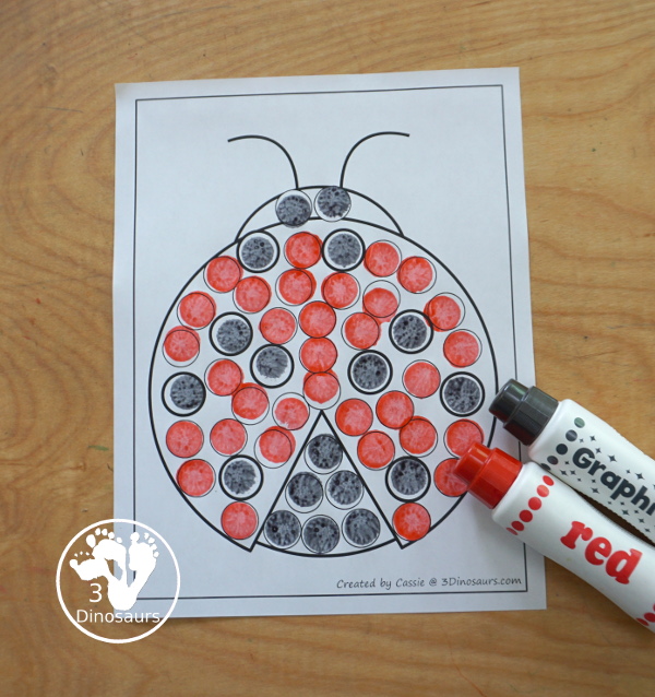 Free Ladybug Fine Motor Mats with ladybug templates, ladybug tracing, ladybug playdough mat, and ladybug dot marker printable are all get for fine motor centers for spring - 3Dinosaurs.com