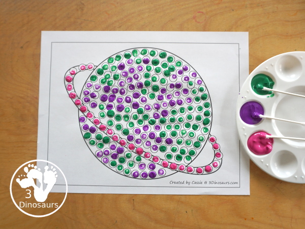 Free Planet Fine Motor Mats for a Fun Space Theme. You have a planet with a q-tip or cotton swab page. It is great for cotton swab painting. 3Dinosaurs.com