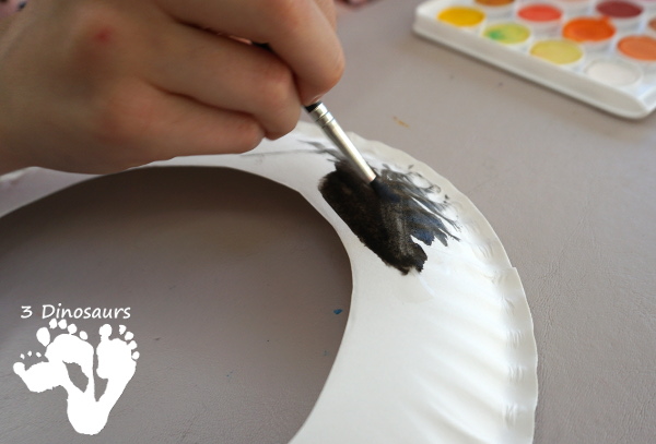 Easy to Make Phases Of the Moon Wreath - easy way to make a phases of the moon wreath for a space themed craft - 3Dinosaurs.com