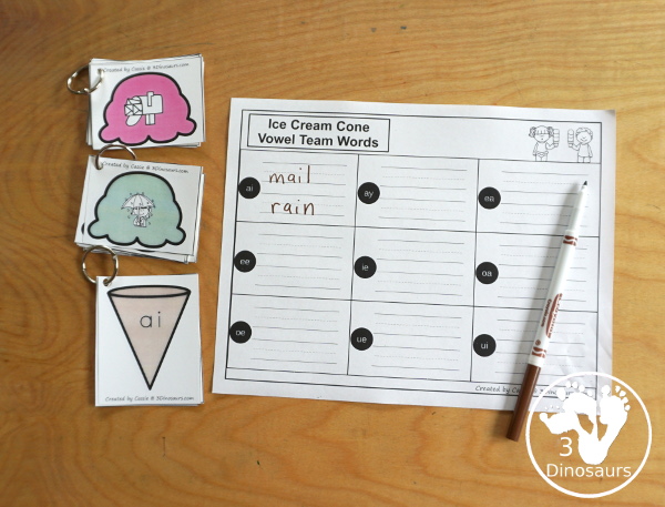 Free Ice Cream  Vowel Team Matching Printable - with two matching ovwel team pictures for each ice cream cone. A great hands-on activity for vowel team words.- 3Dinosaurs.com
