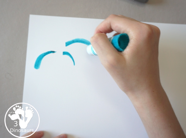 Paint Stick Fireworks Painting For Kids - a super simple firework painting for kids. And is loads of fun to make for preschool, prek, and kindergarten age kids. And older kids can make these fireworks painting as well - 3Dinosaurs.com
