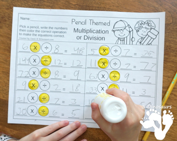 Free Pencil Themed Multiplication & Division Sorting - work on multiplication 1 to 12 with one multiplication and one division for each number with sorting mat and recording sheets for the 2 sets of pencils - 3Dinosaurs.com