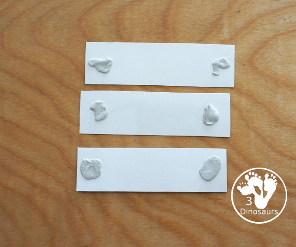 Free Daily Visual School Schedule for Remote, Hybrid, or At Home Learning - with three schedules, visual cards and time cards to use with the sets with a mix of ways to use the schedules- 3Dinosaurs.com