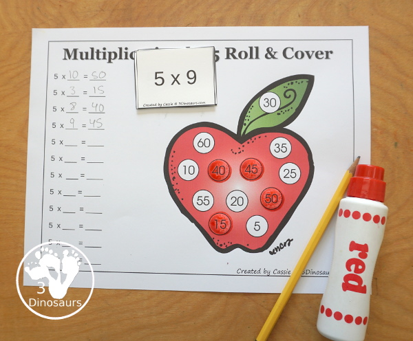 Apple Multiplication Roll & Cover has multiplication 1 to 12 and 1 to 15 with two options of equations for each set.- 3Dinosaurs.com