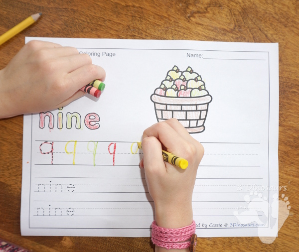 No-Prep Apple Themed Number Color and Trace - two options for tracing and writing with counting from 0 to 20 - 3Dinosaurs.com