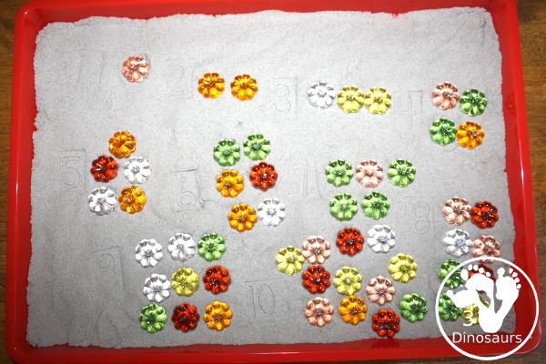 Pumpkin Counting In Sand - - with knetic sand and pumpkins and stamps to stamp numbers and count pumpkins - 3Dinosaurs.com