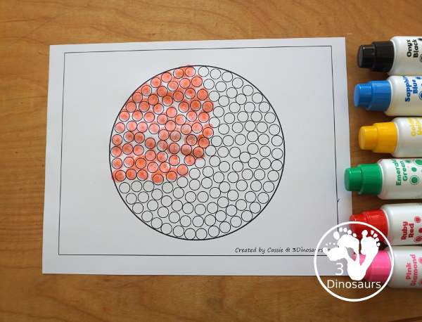 Free Circle Fine Motor Mat Printables - you have circle template circle tracing pages, circle dot marker pages and circle q-tip or cotton swab page. - 7 pages of fun fine motor fun with a circle shape theme. - 3Dinosaurs.com