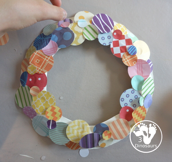Circle Wreath with Scrapbook Paper for Kids - is a fun circle wreath craft you can make with kids for circle day. - 3Dinosaurs.com